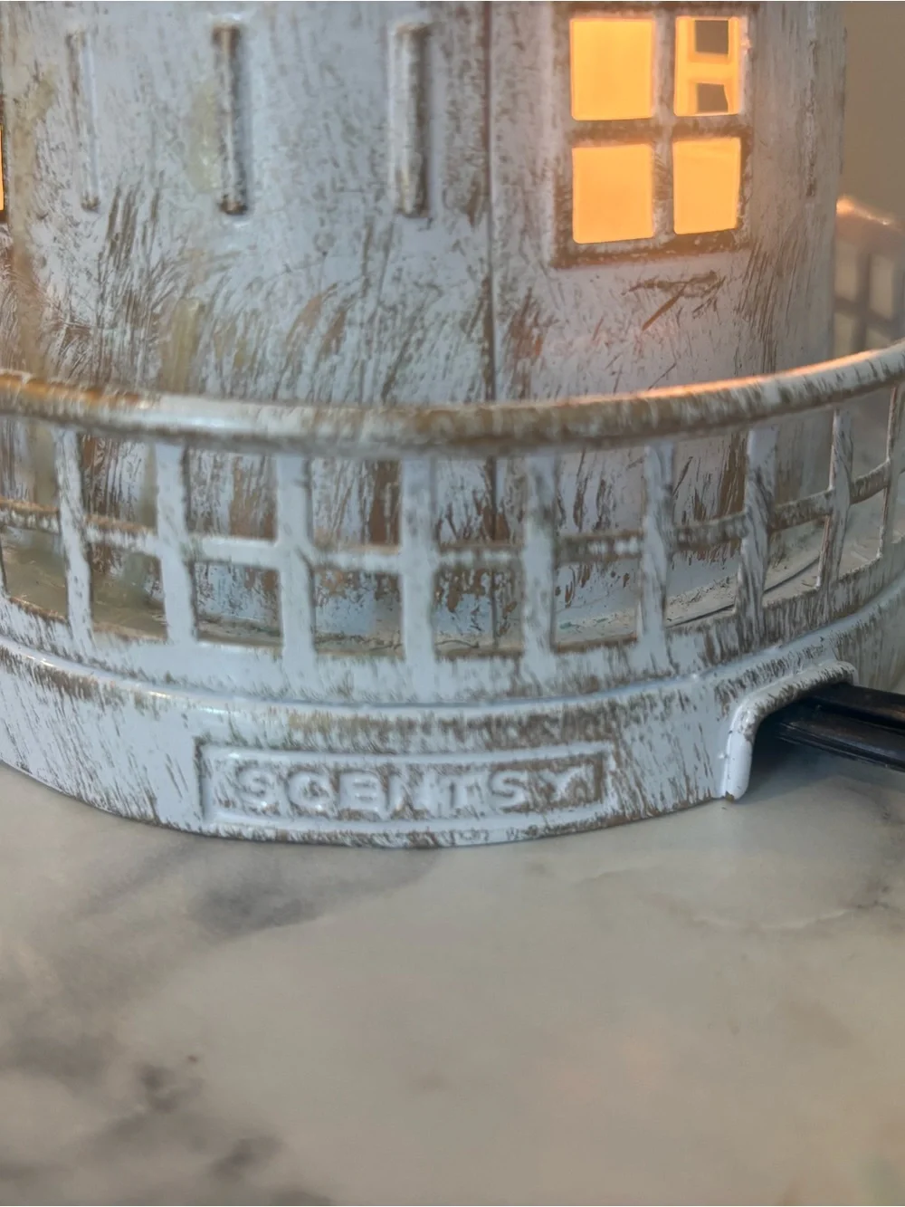 Scentsy charming lighthouse